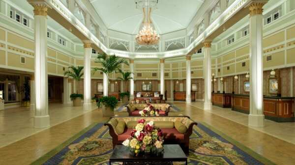 http___cdn.cnn.com_cnnnext_dam_assets_190204151722-30-best-disney-world-hotels-port-orleans-resort-french-quarter.jpg