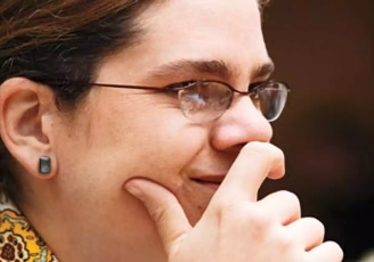 Gabriela Estrada es Maestra en Estudios Urbanos por El Colegio de México y candidata a doctora en Urbanismo por el Instituto de Urbanismo de París. Además, es catedrática de la Universidad Iberoamericana. (Foto: Adán Gutiérrez)
