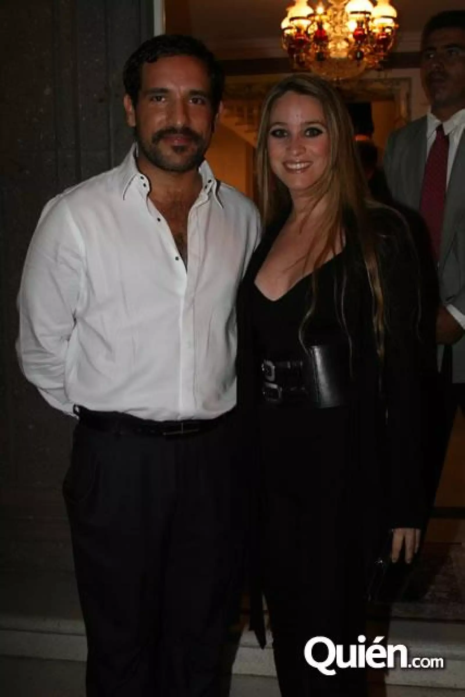 Subasta Nosotros Por los Niños con Cáncer