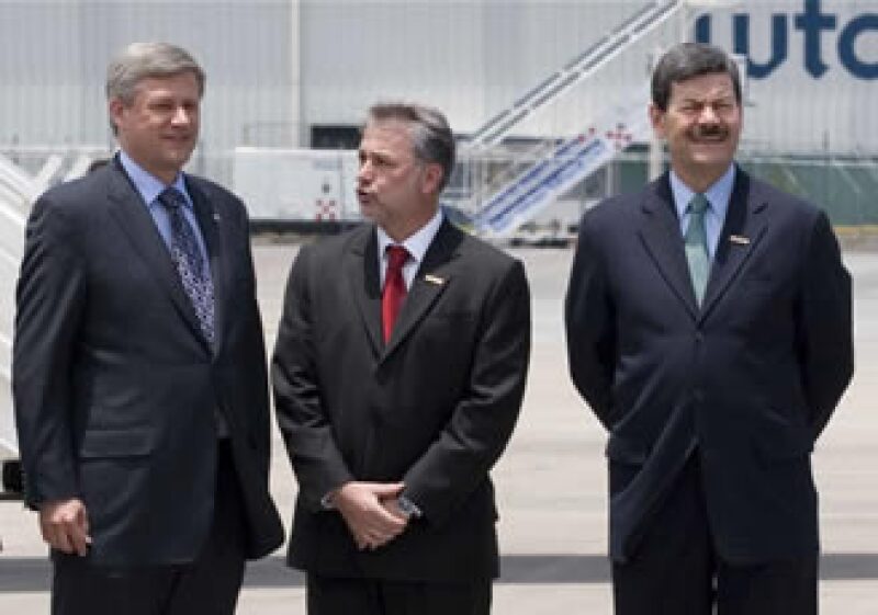 Stephen Harper se reunirá con Felipe Calderón en el Instituto Cabañas. (Foto: Notimex)