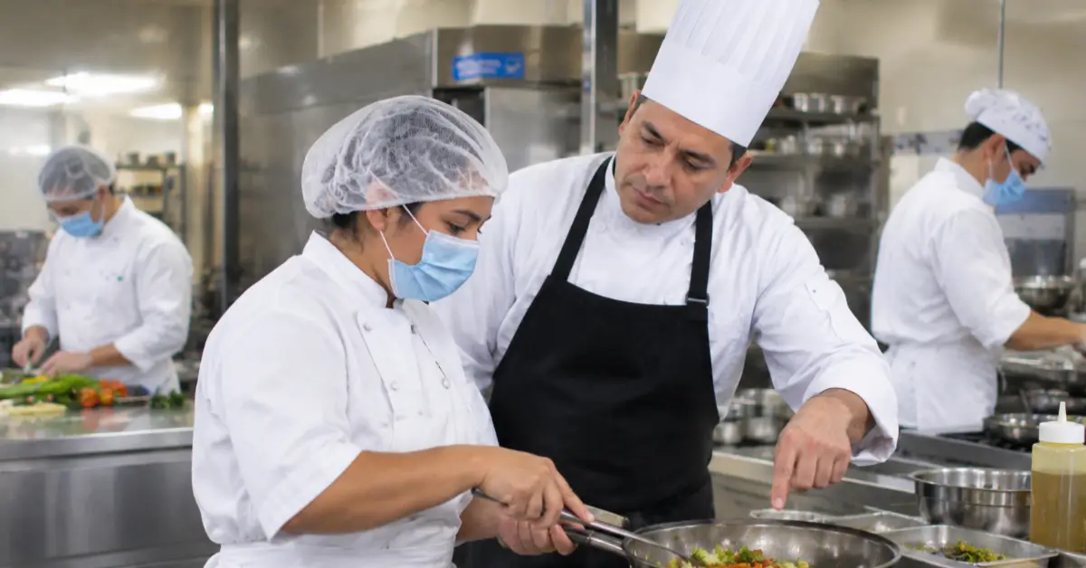 vacantes-chef-embajada-eu.jpg