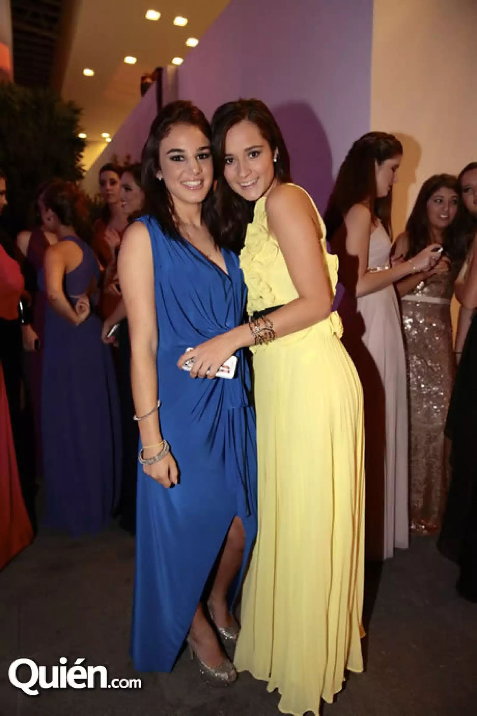 Crista Ramírez,Mercedes López