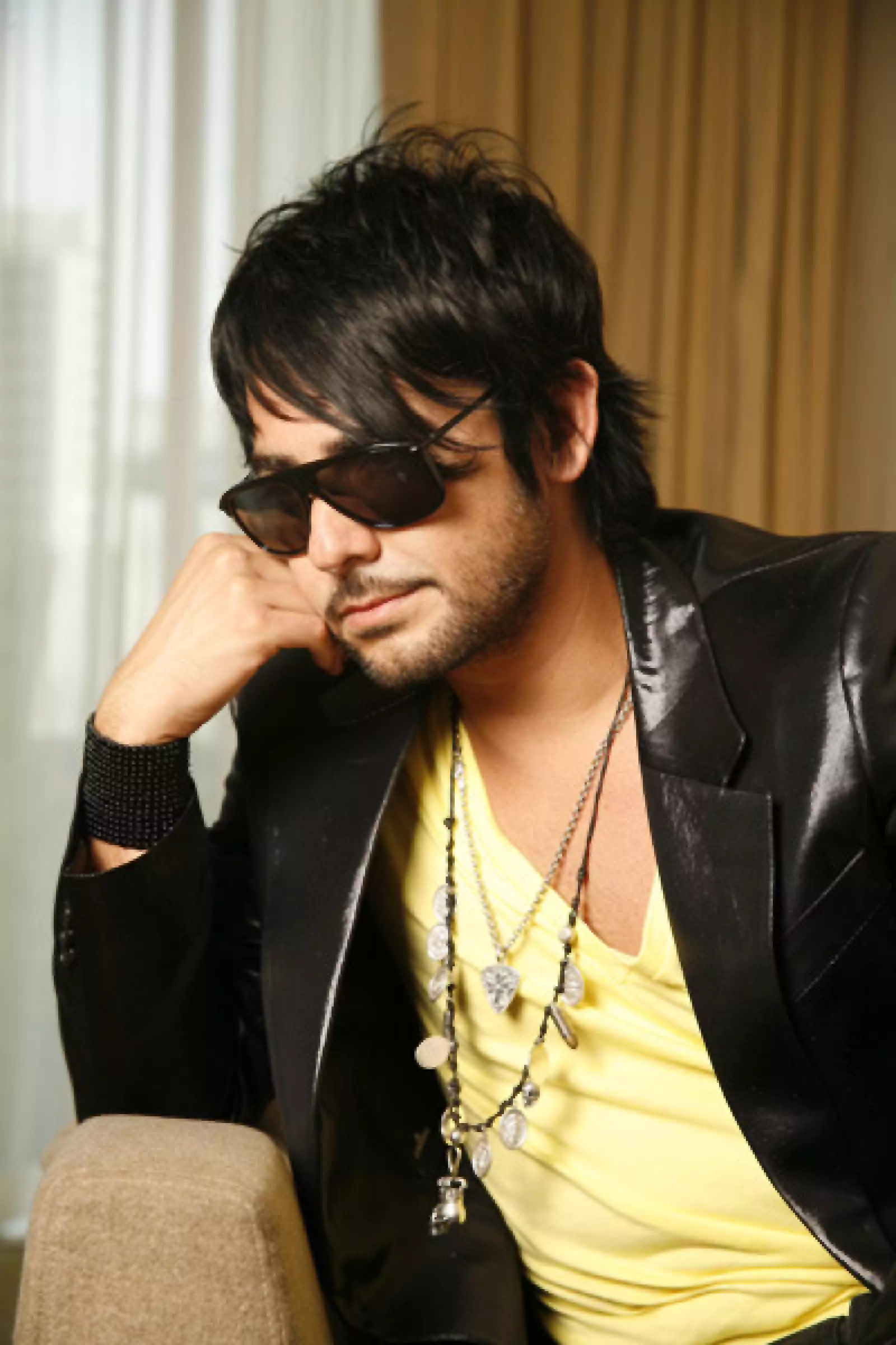 Beto Cuevas (Cantante)