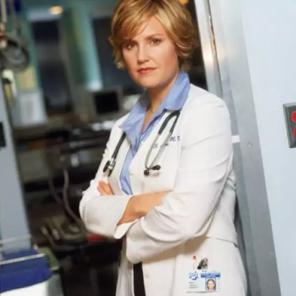 La Dra. Susan Lewis, quien estuvo en 143 capitulo de ER, fue interpretada por la actriz Sherry Stringfield desde 1994 hasta 2009.