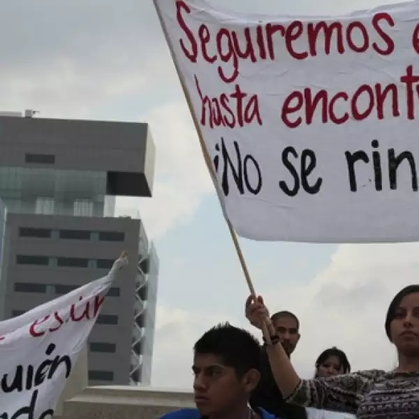 familiares, caso heaven, marcha