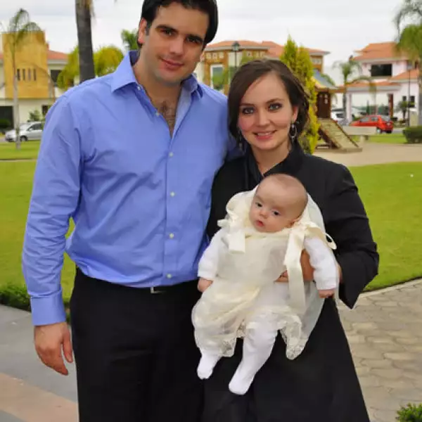 Miguel Agnesi,Luis Tomas Agnesi,Ana Sánchez