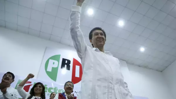 Candidato del PRI a la gubernatura de Veracruz. 