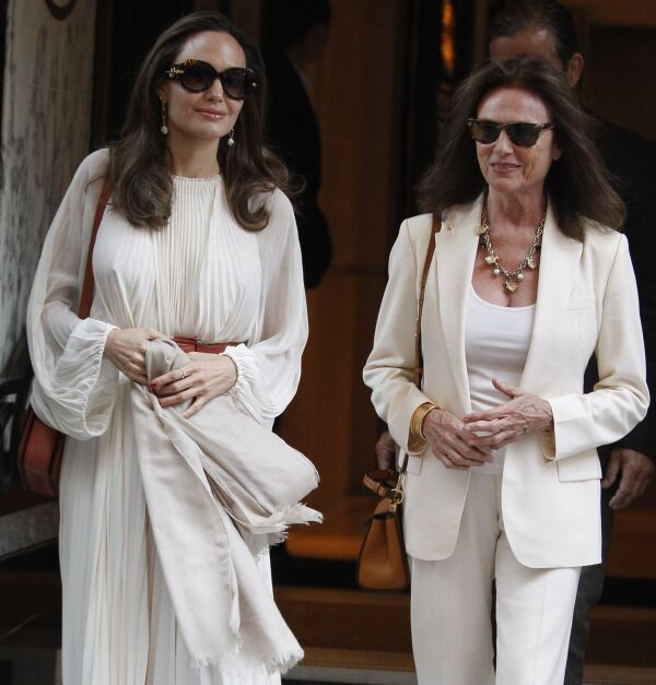 Angelina Jolie y Jacqueline Bisset
