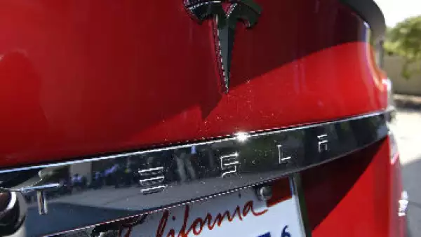 tesla_auto