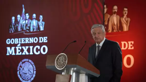 AMLO_NAIM
