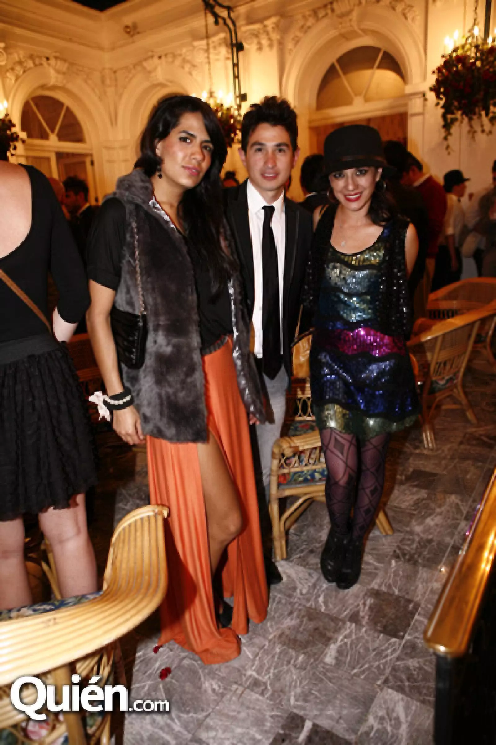 Adriadna Mendoza,Andres Leal,Gina Jaramillo