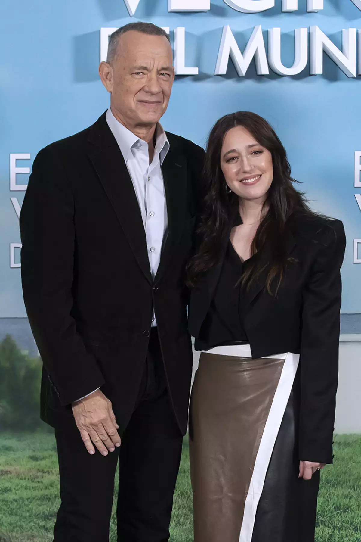 Mariana Treviño actúa junto a Tom Hanks en Un vecino gruñón