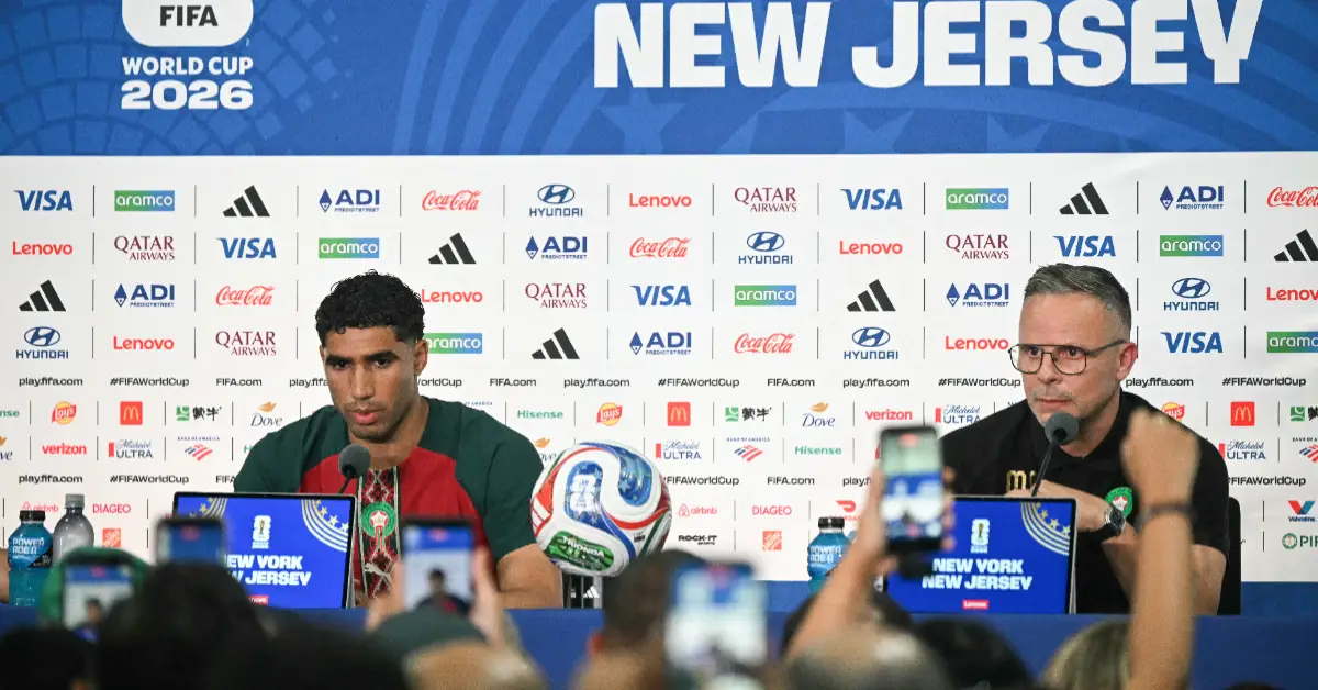 Jugadores como Vinícius Jr. no pudieron hablar en español en el Mundial 2026 y ahora la FIFA corrige tras críticas 