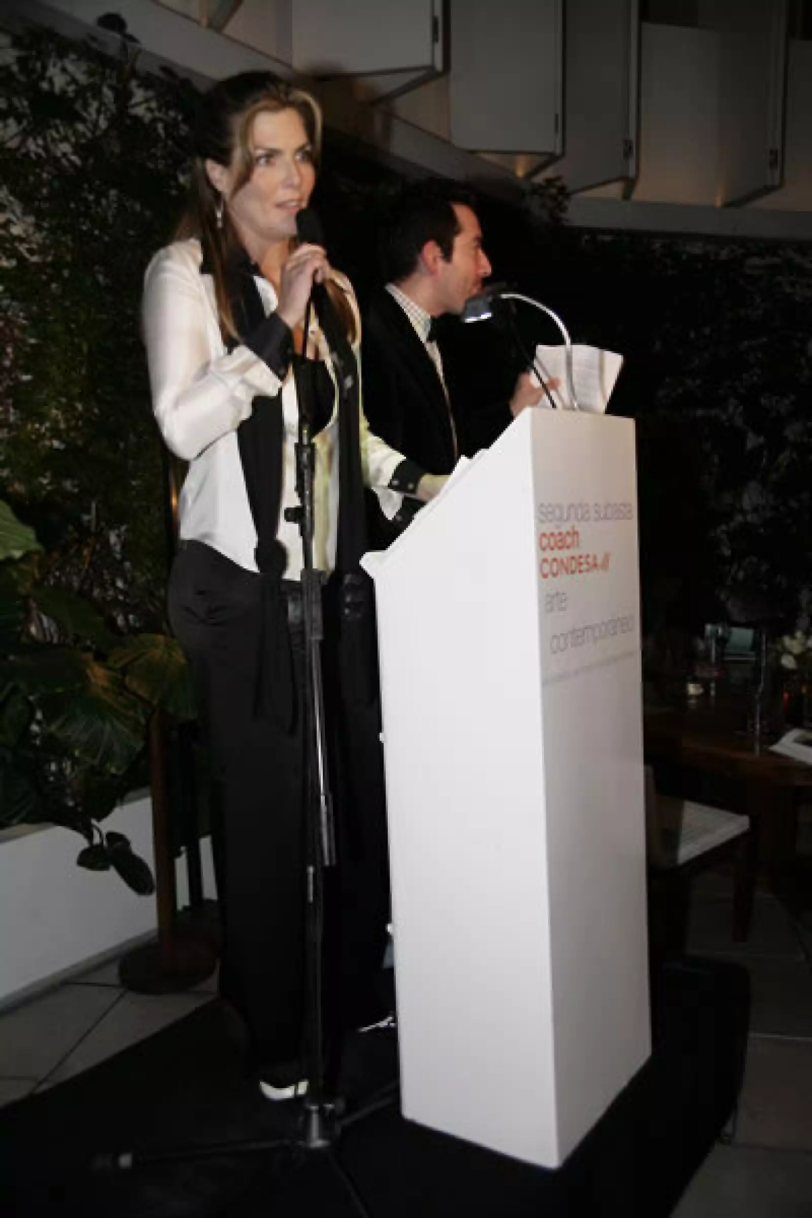 Sofía Aspe subasta Coach