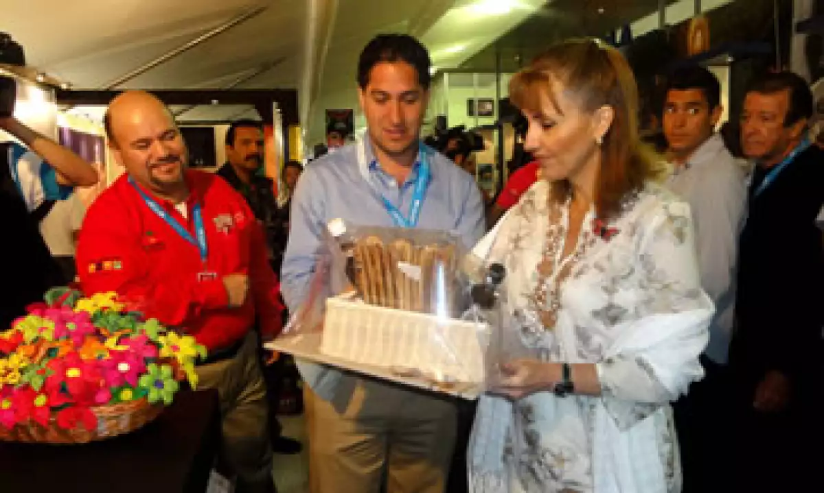 Gloria Guevara, secretaria de Turismo, reconoció que Acapulco puso a México dentro del mapa turístico con las primeras ediciones del evento.   (Foto: Notimex)