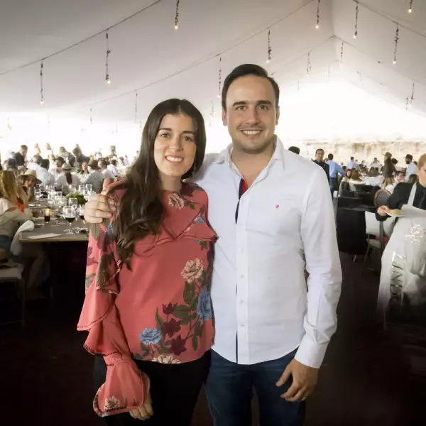 Manolo Jimenez y Paola Rodriguez.jpg