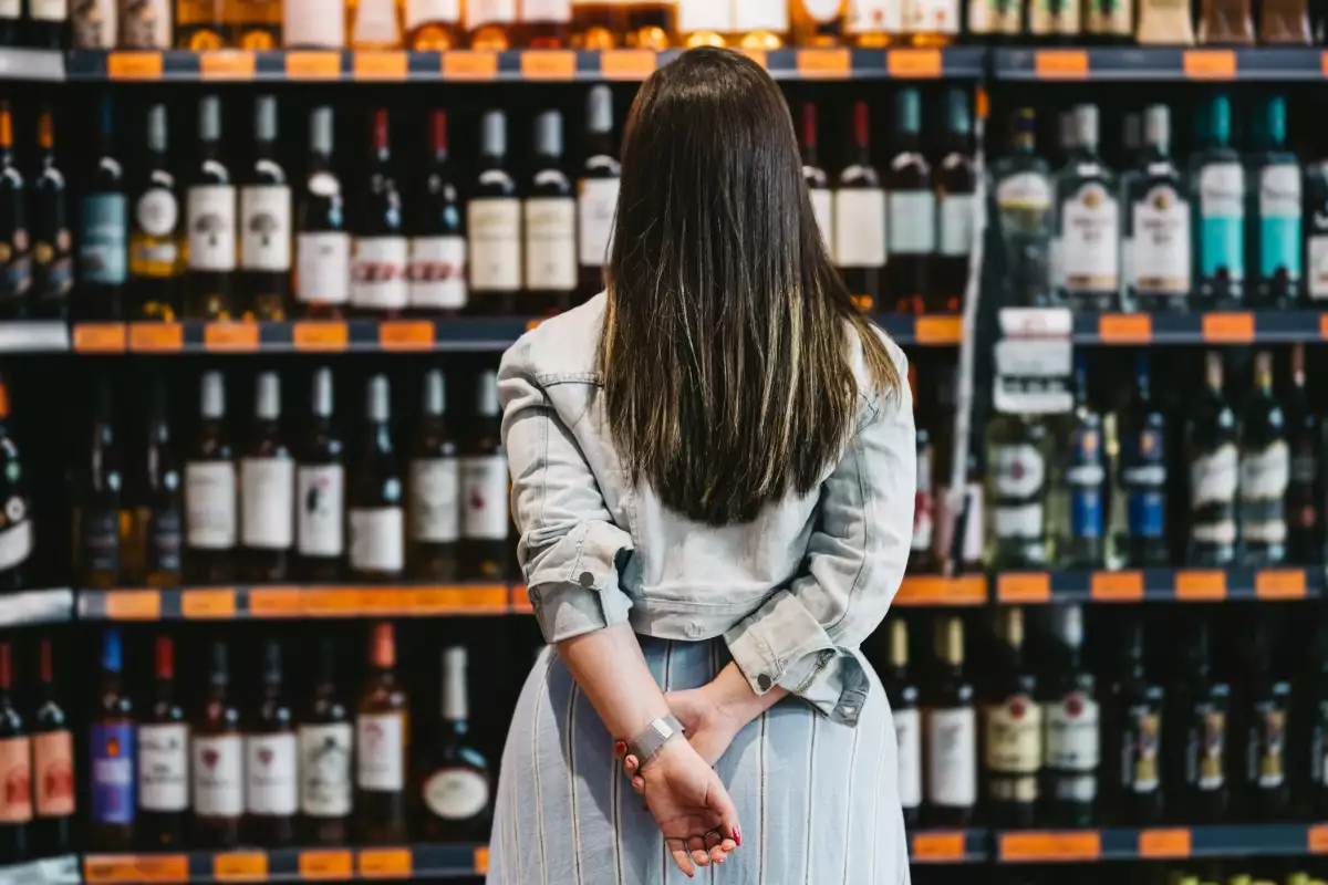 EU pide poner advertencias contra el cáncer en bebidas alcohólicas