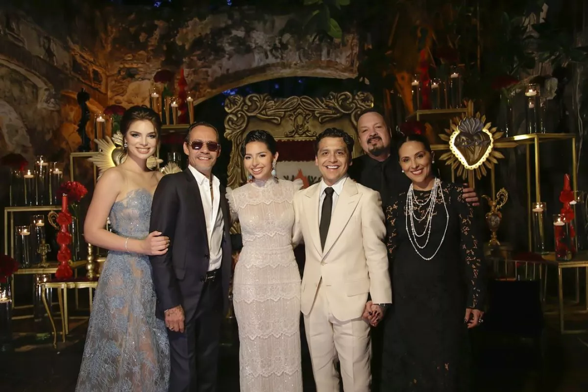 Boda de Ángela Aguilar y Christian Nodal