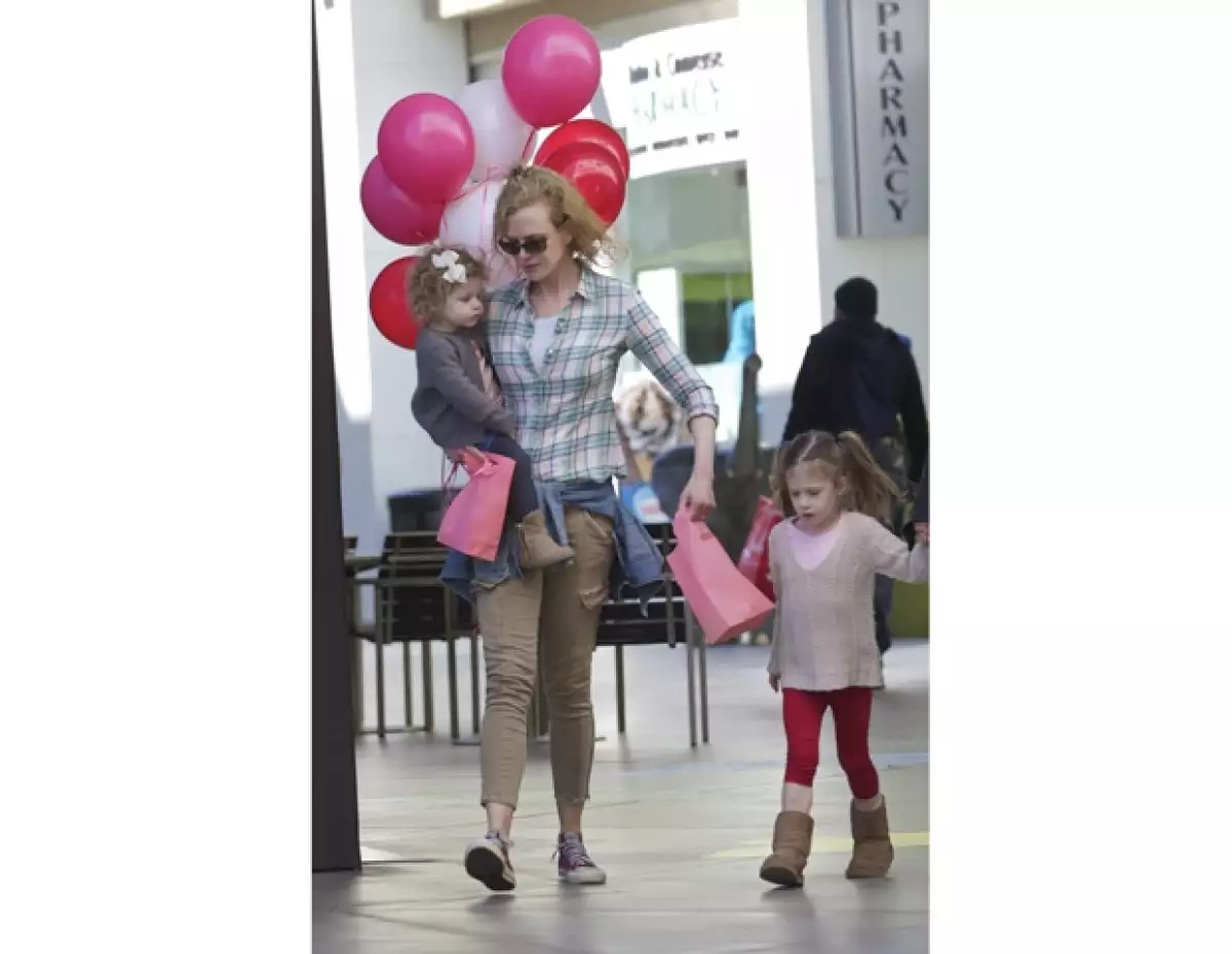 Sunday Rose nació en julio de 2008.