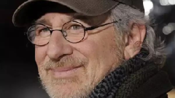 `Future Earth´ será el título de la serie animada que correrá a cargo del director y presentará escenarios de las posibles formas de vida que existirán en el planeta dentro de 25, 50 y 100 años.