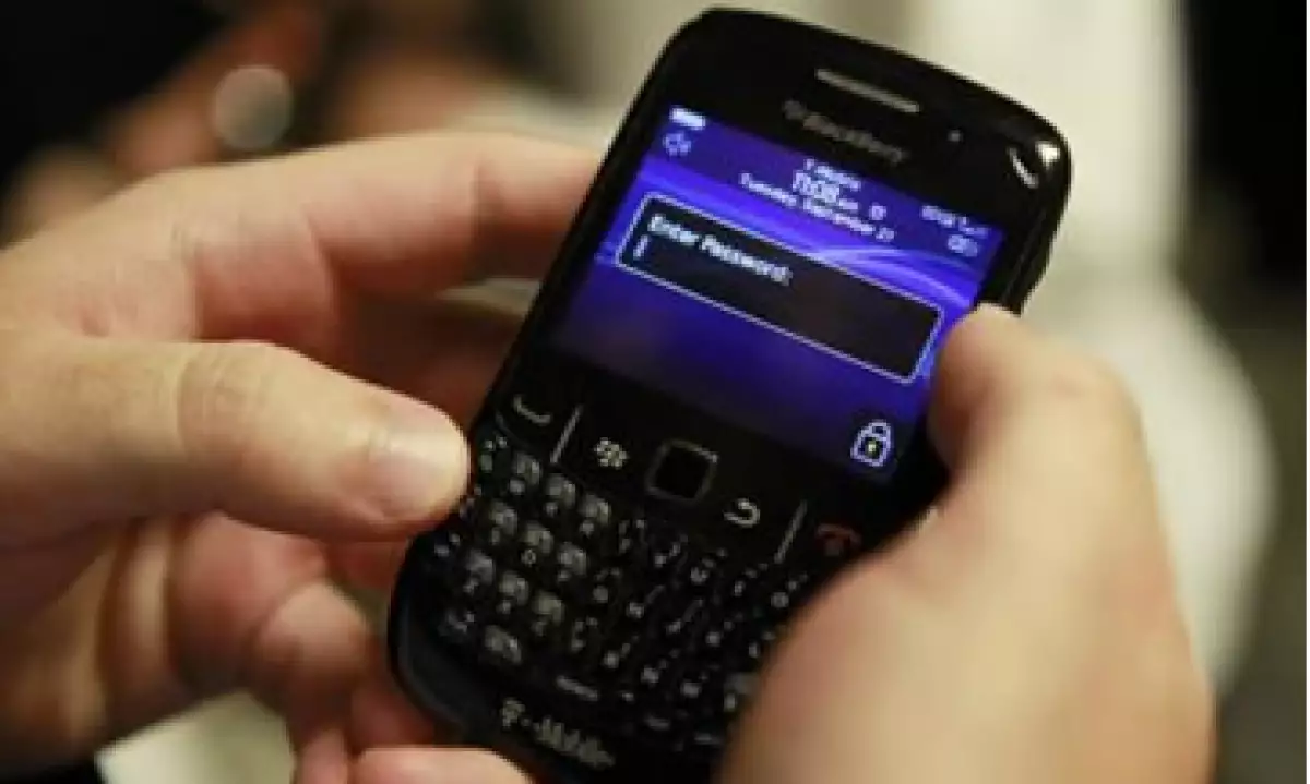 Si Icahn adquiere una participación en RIM, el fabricante de BlackBerry, estará a favor de dividir o vender la compañía. (Foto: Reuters)