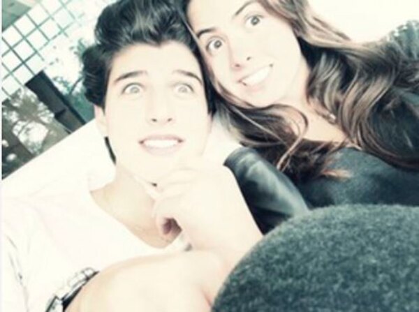 La pareja comparte en redes sociales fotos de su relación.