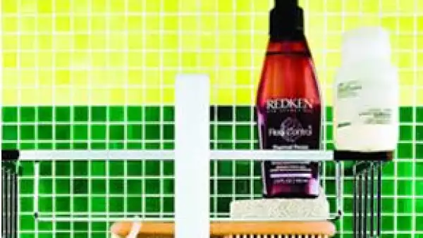 Productos para proteger y moldear el pelo.