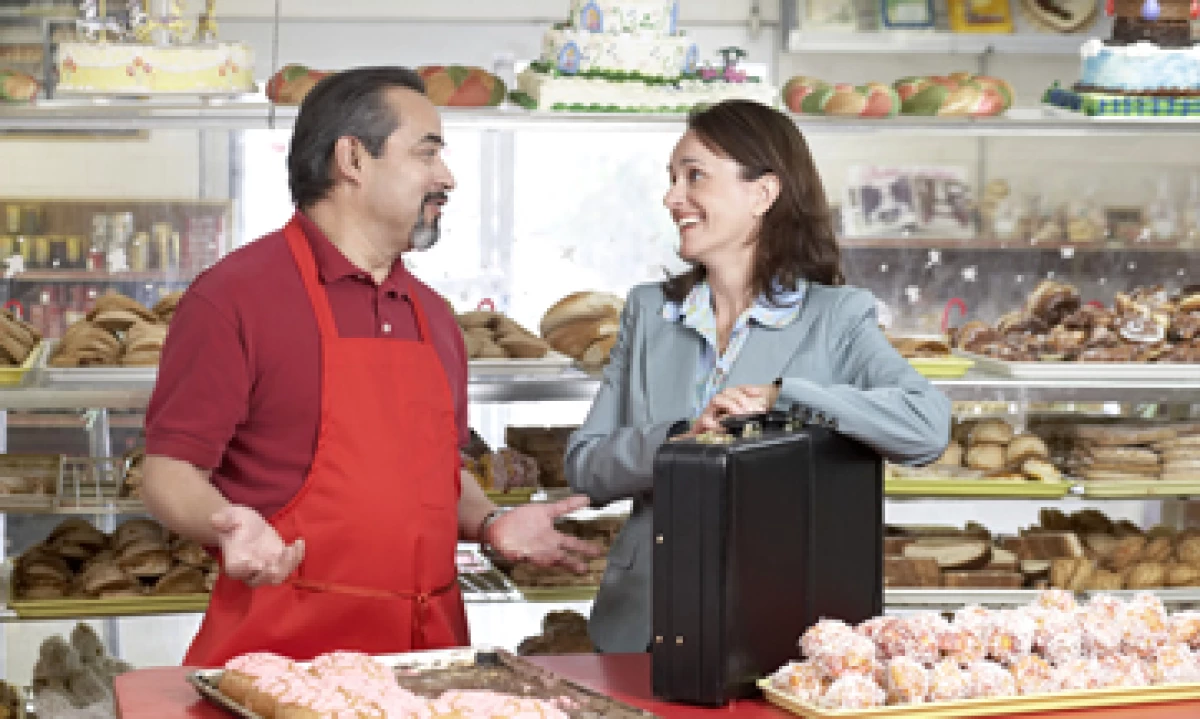 Antes de tomar un crédito asegúrate de conocer las tasas de interés, comisiones y plazos de pago. (Foto: Thinkstock)