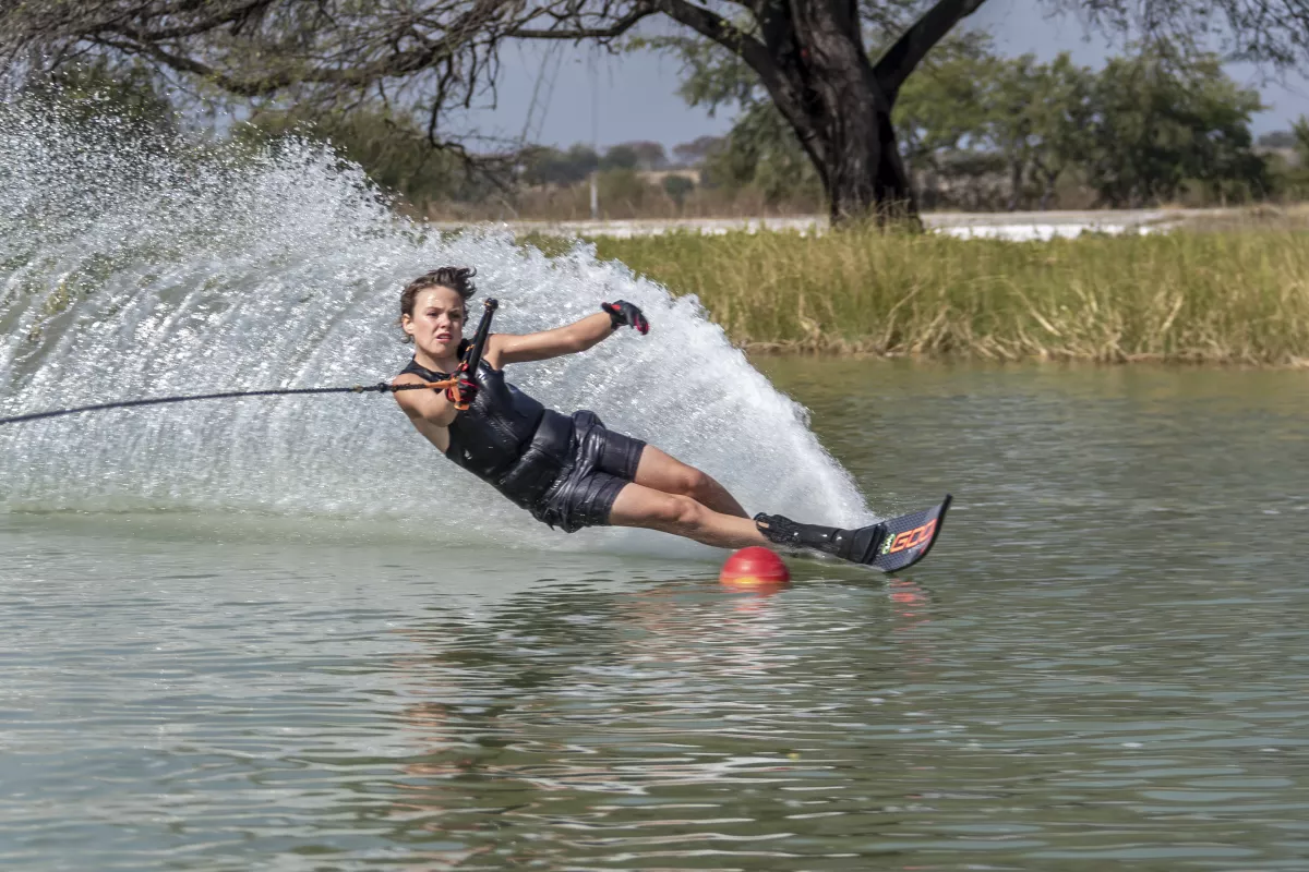 Rodolfo Albín esquiando