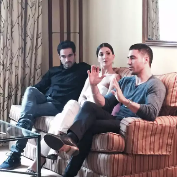 Miguel Ángel Silvestre se une a Poncho y Eréndira en Sense8.