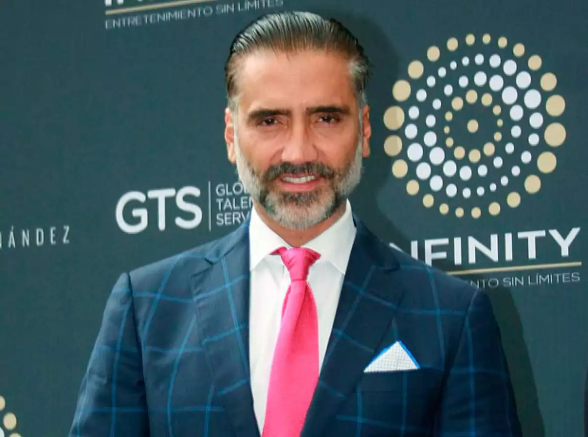 El cantante generó un gran impacto en sus redes sociales.