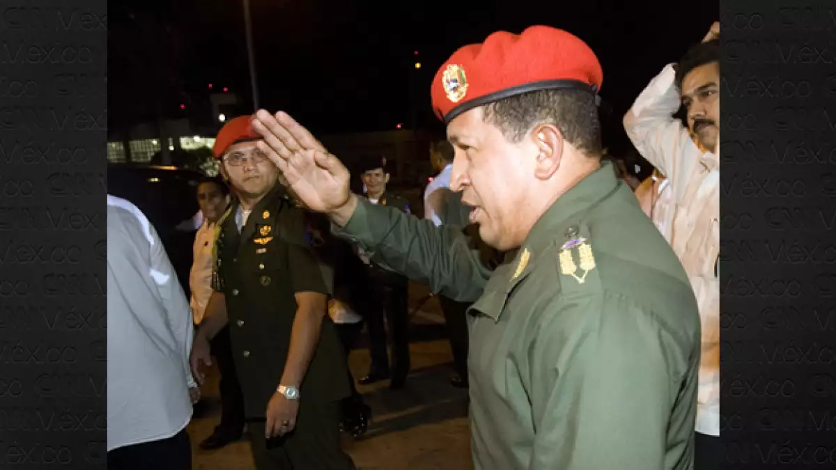 Hugo Chávez llega a Cancún y propone una nueva alianza latinoamericana