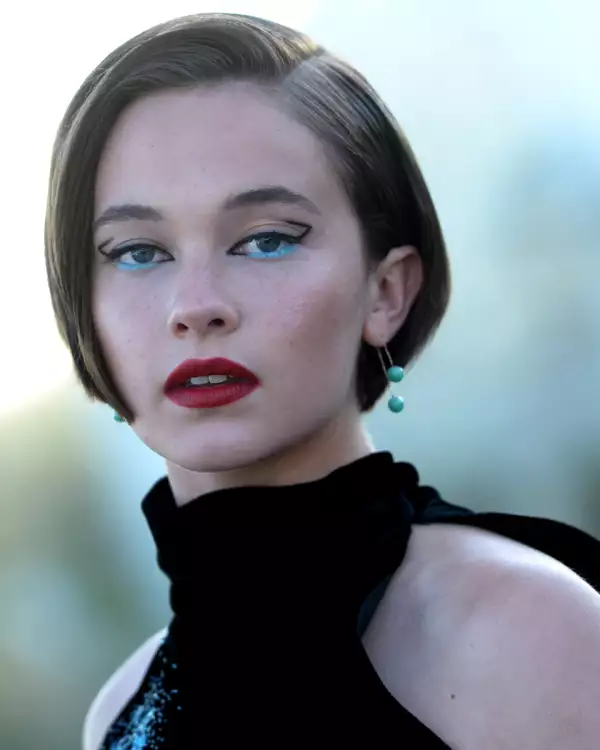 Alien nueva pelicula de Disney produce Ridley Scott dirige Fede Alvarez protagonista Cailee Spaeny