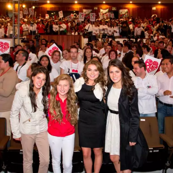 Nicole Peña, Fernanda Castro, Sofía Castro y Paulina Peña.