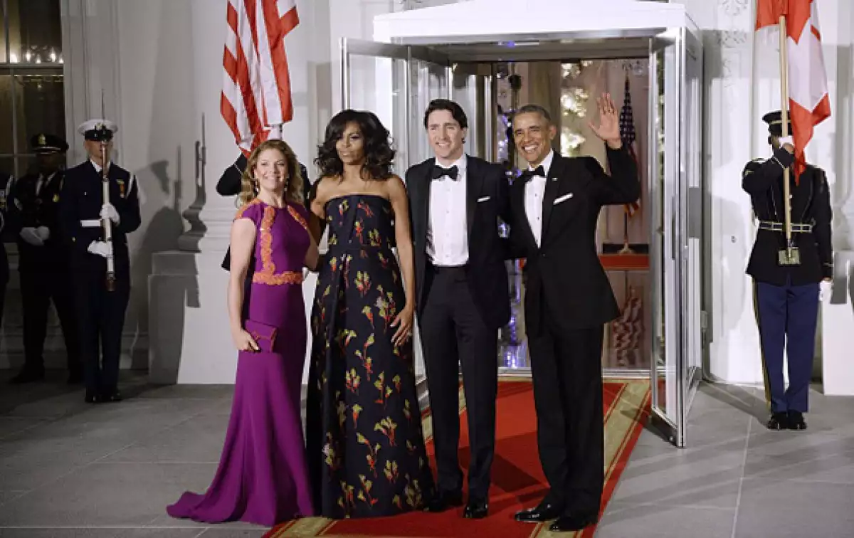 La familia Obama recibiieron a los Trudeau.