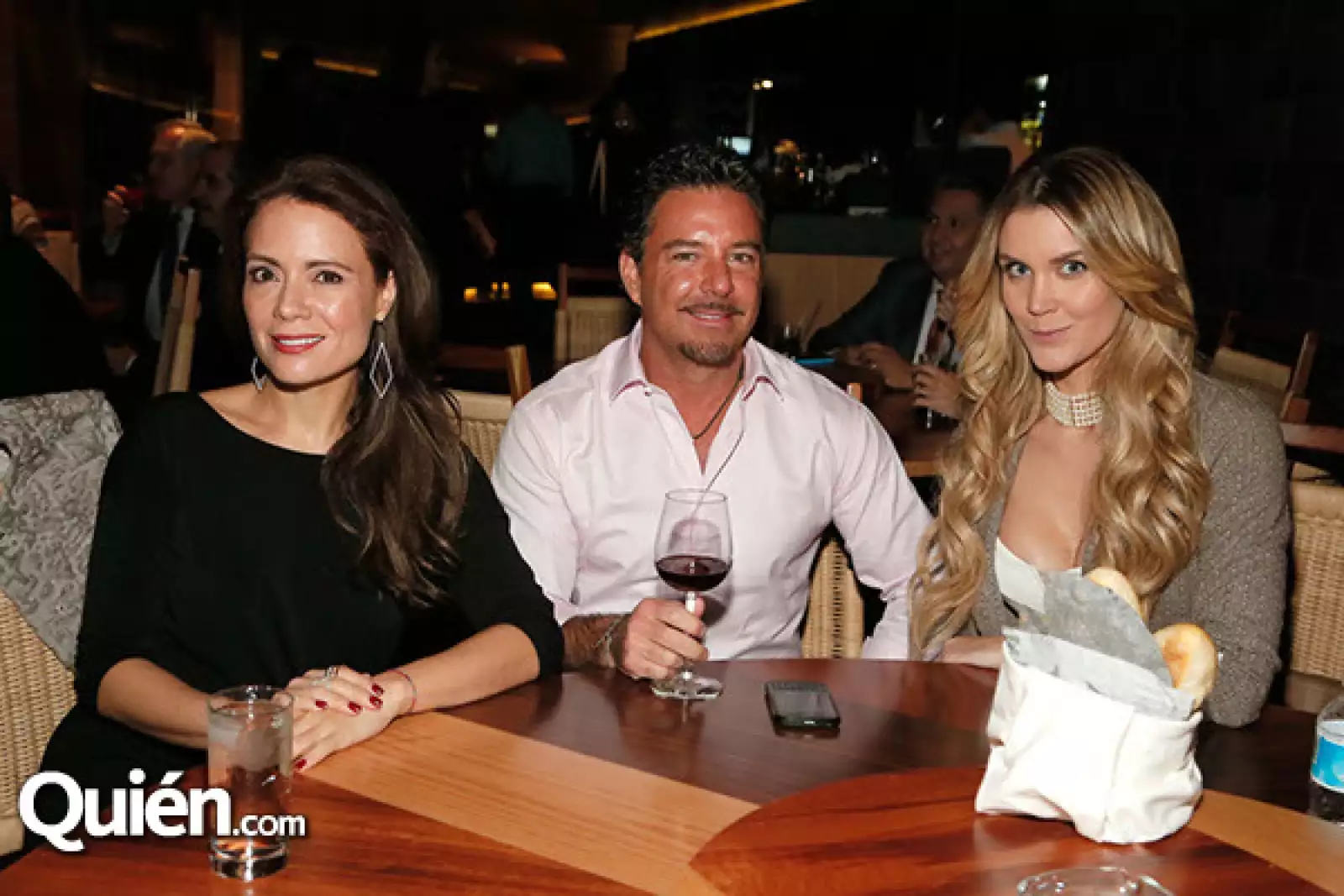 Jenny Andrew,Walter Coratela y Verónica Montes