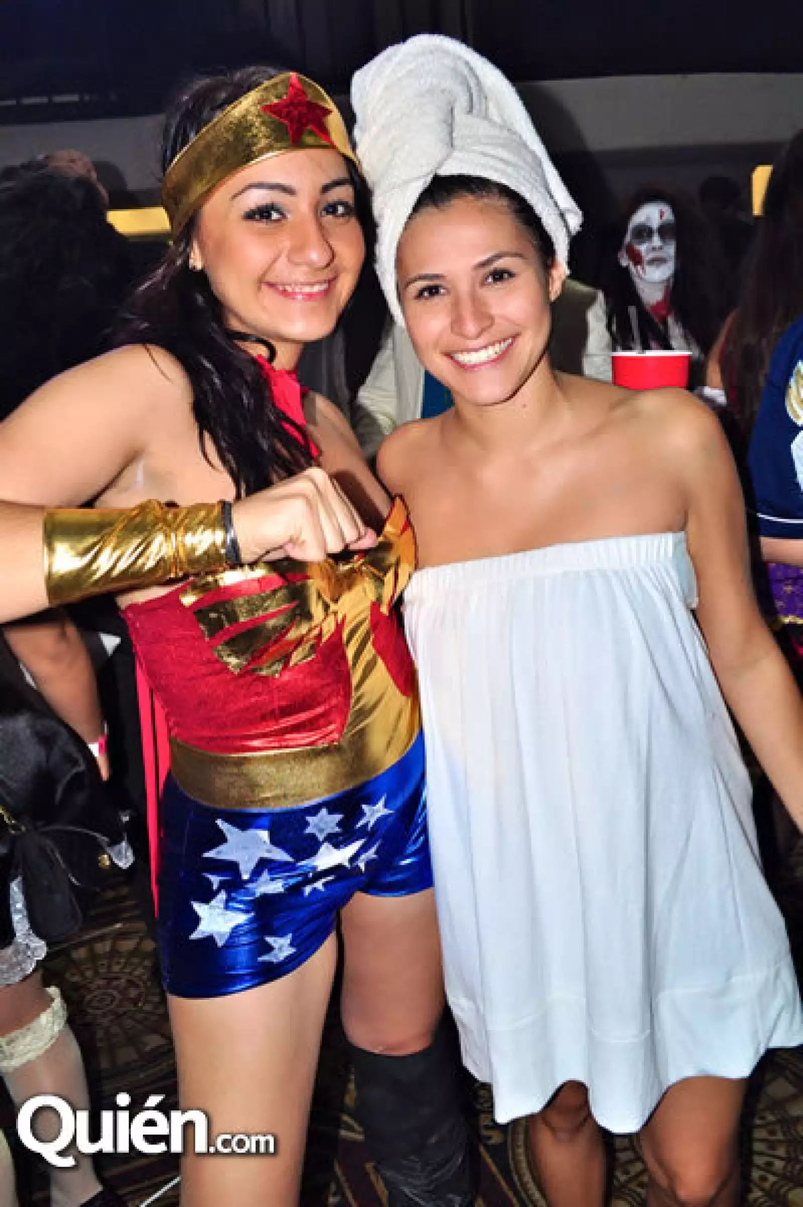 Fernanda Carrillo y Mayela Flores