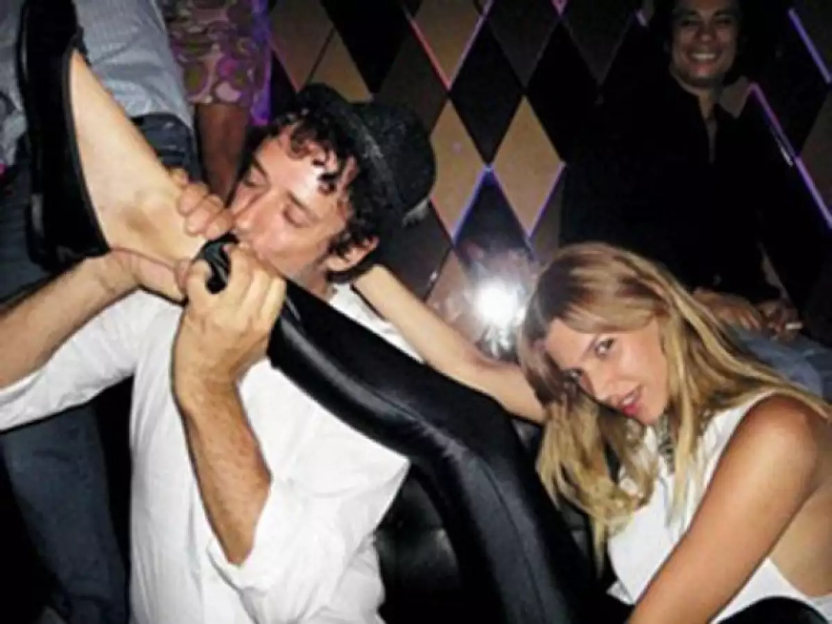 La modelo Chloé Bello, pareja sentimental del ex líder de Soda Stereo, se mudará a Europa para hacer crecer su carrera.