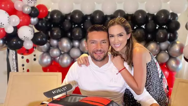 Martín Fuentes y Jacky Bracamontes
