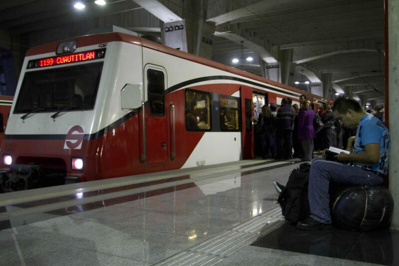 tren suburbano