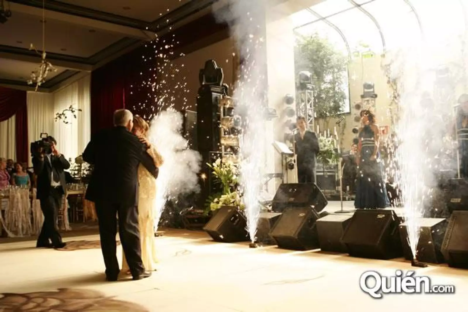 Boda Dionisio, Martha Sánchez