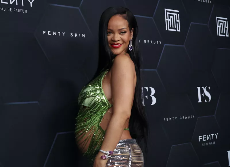 Rihanna Celebrates Her Beauty Brands Fenty Beauty And Fenty Skin