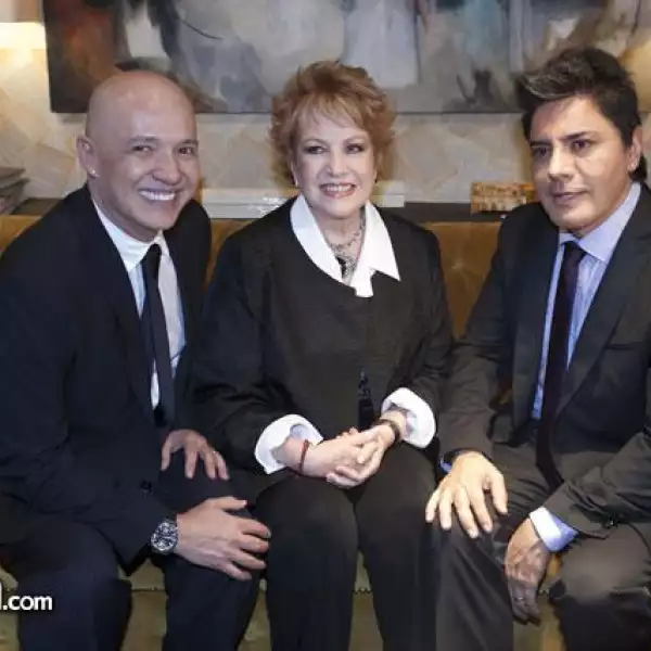 Luis Martín Sordo,Maxime Woodside,Juan Salvador Martínez