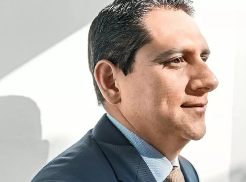 Iv�n Pelayo, Siemens Mesoam�rica