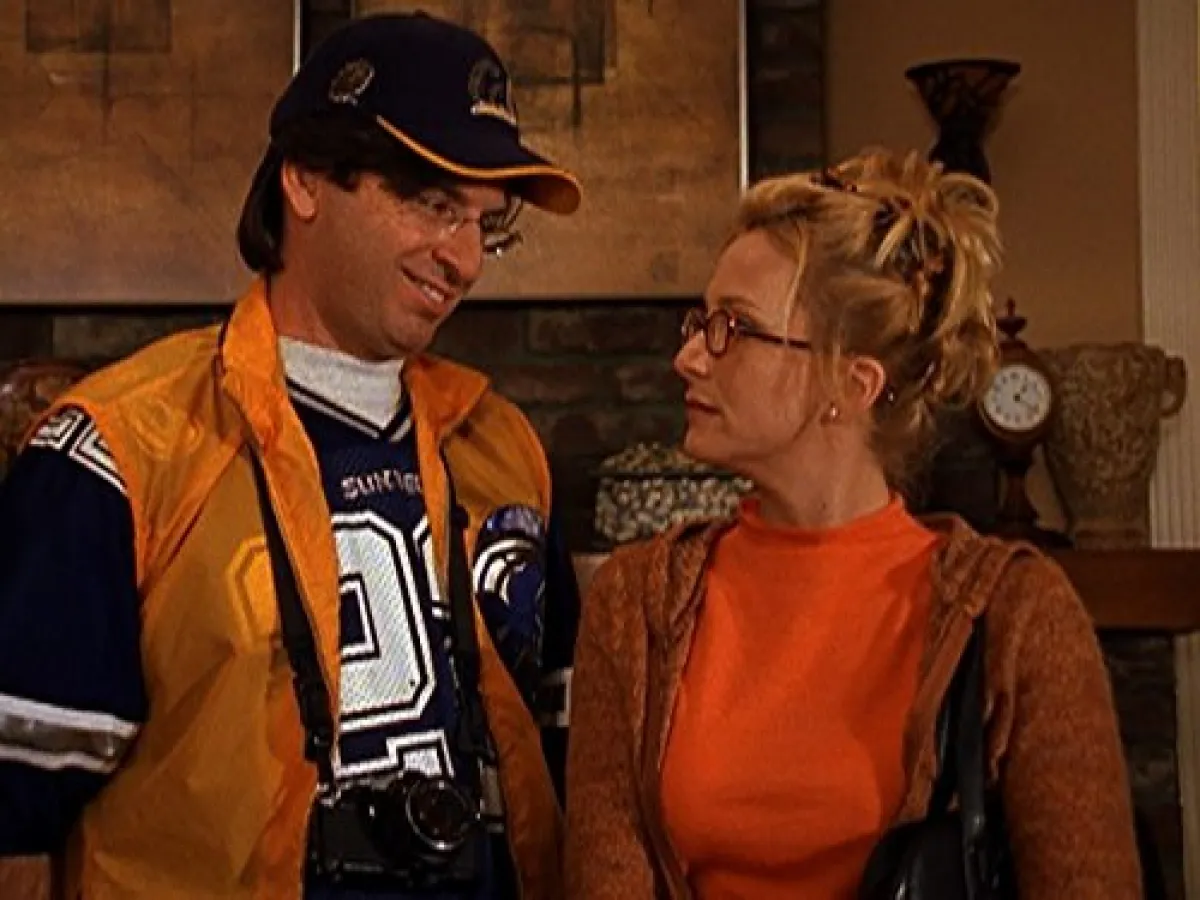 Robert-Carradine-Lizzie-McGuire.jpg
