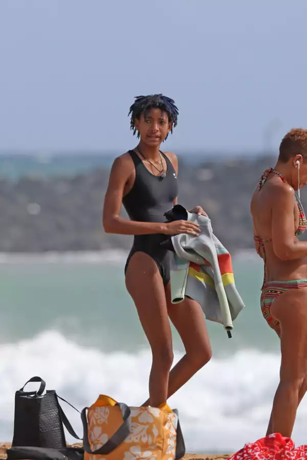 Willow es delgada, pero tiene una fuerte figura gracias al ejercicio.