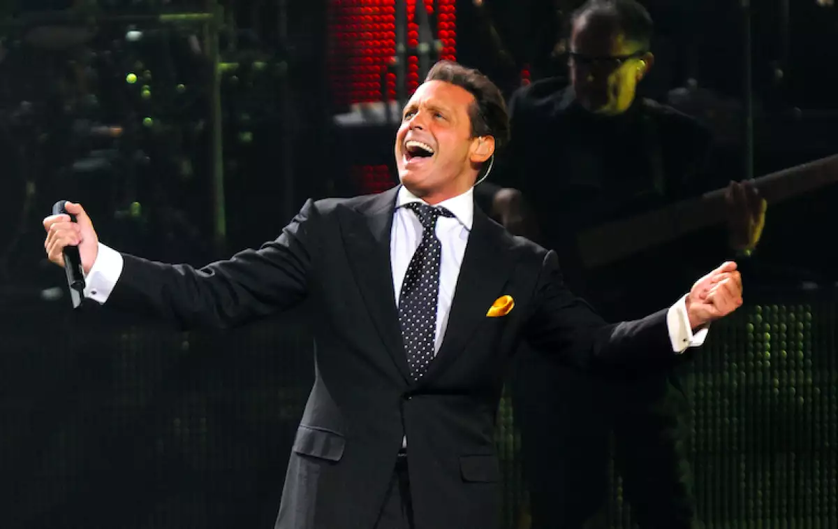 que-paso-mama-luis-miguel.pn