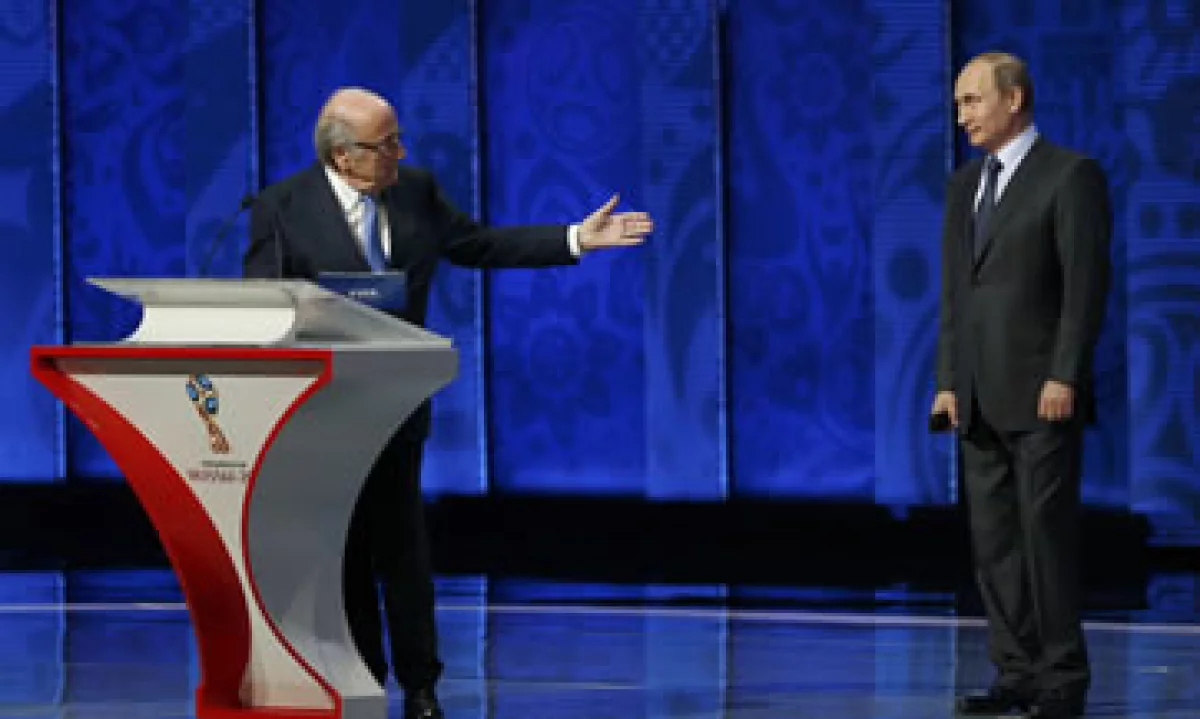 Blatter anunció en junio que renunciaba a su cargo. (Foto: Reuters )