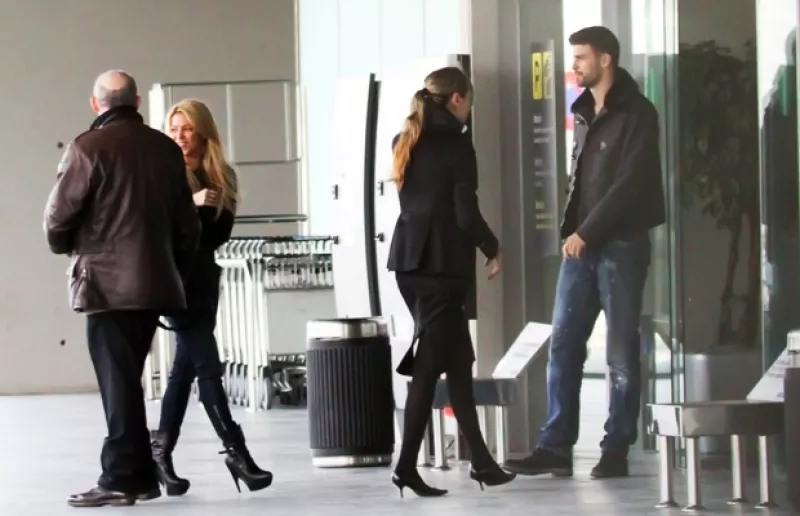 La historia de amor que surgió de un éxito futbolero sin importar que ella fuera 10 años mayor que él.