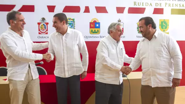Los gobiernos de Oaxaca, Puebla y Veracruz ofrecen apoyos a sus ciudadanos, previo al llamado a las urnas.